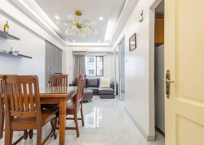 Bgc Forbeswood Heights Apartamento *